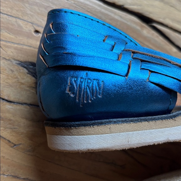 Espiritu Huarache slip on leather flats Sapphire Classics - Picture 4 of 10